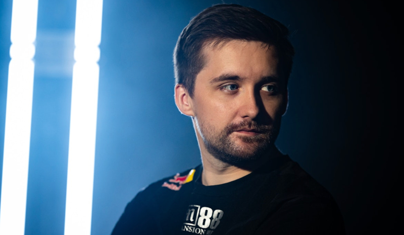 解说预测WBGvsLNG：解说均预测LNG将击败WBG晋级败决