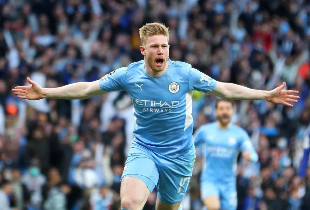 南安普顿不敌普雷斯顿后，后卫内森-伍德与本队球迷发生口角