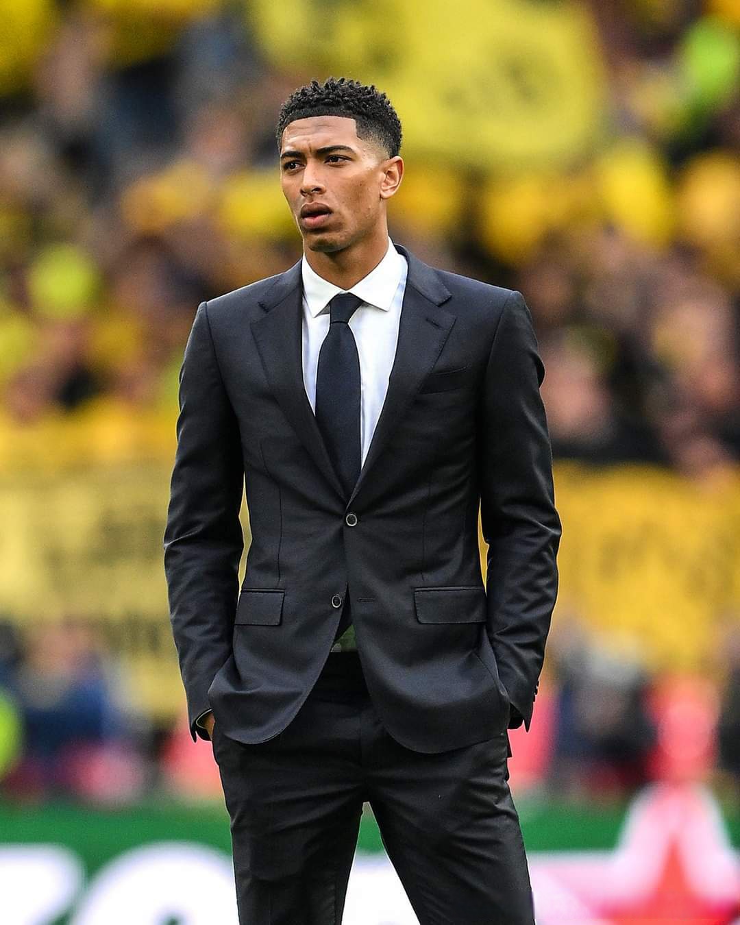 澳超半场：德利安诺夫两送失误，麦克阿瑟暂2-1喷气机（半场战报：德利安诺夫两度失误，麦克阿瑟暂以2-1领先喷气机）