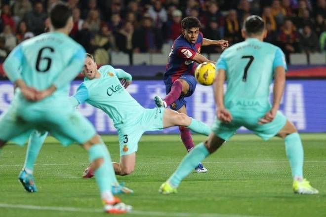 小克鲁伊维特：波兰没给我们太多空间，德容让比赛变得更容易（小克鲁伊维特：波兰给空间有限，德容让比赛更轻松）